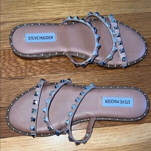 Steve Madden Tan Studded Sandals Size 6.0